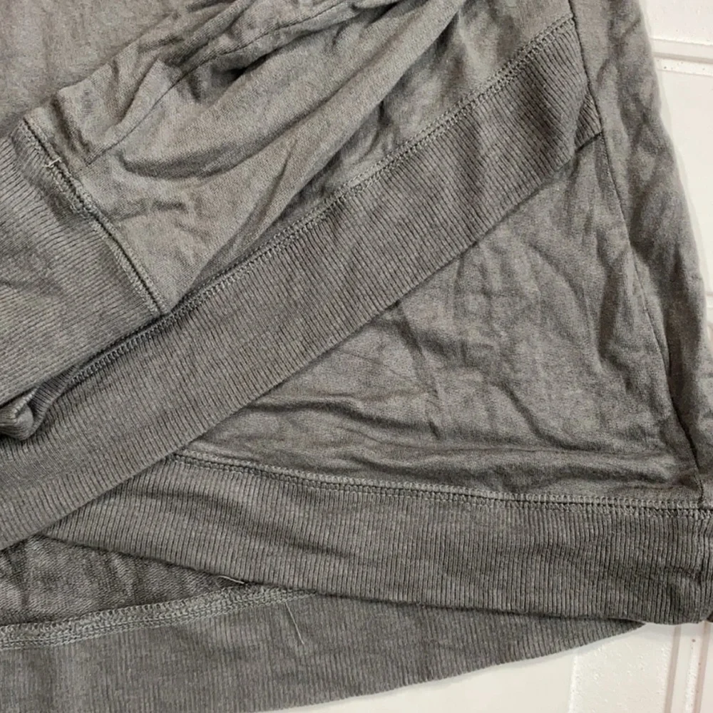 Athleta Criss Cross My Heart Lightweight Pullover Sweatshirt Gray Size Medium - Picture 4 of 7